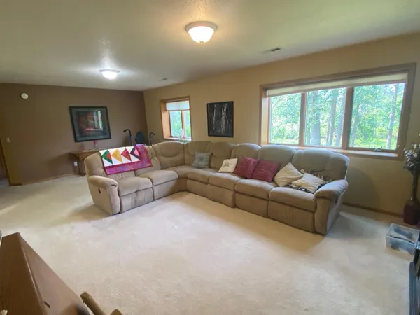 $344,900 | 317 Rako Street Southeast, Bemidji, MN 56601