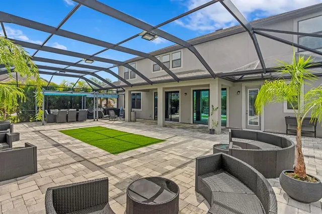 $1,100,000 | 10710 Foxtail Pasture Way, Tampa, FL 33647