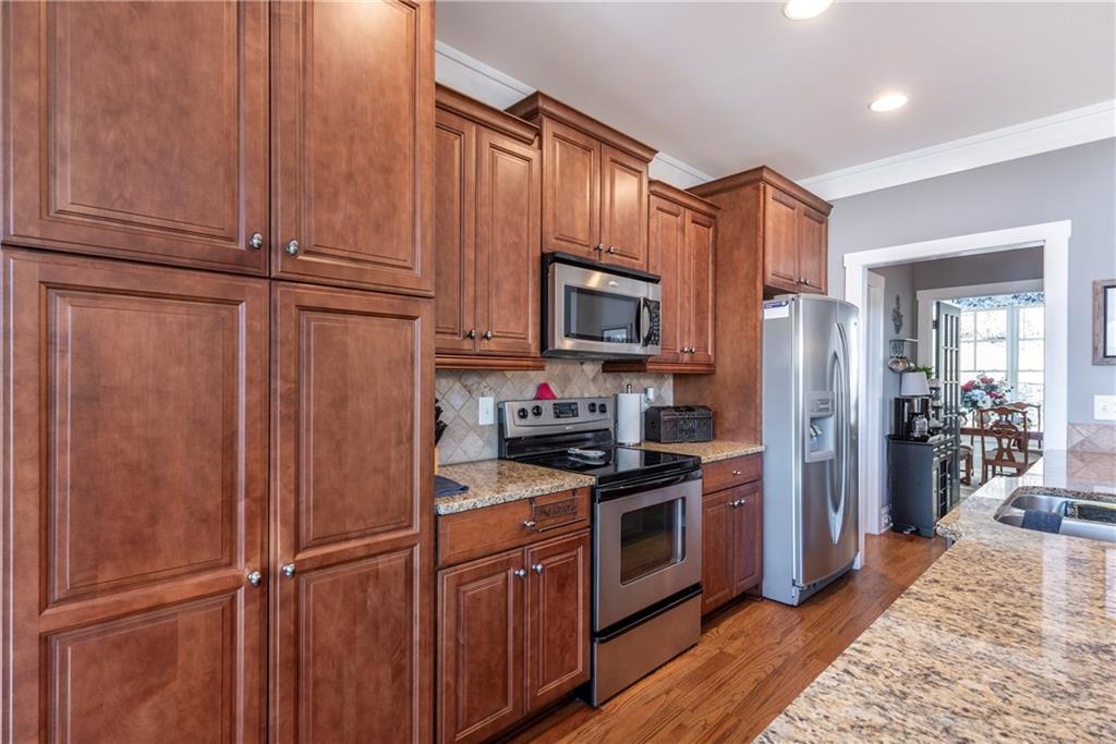 250 Oak Morris Ridge Jasper, GA 30143 - Photo 15 of 46