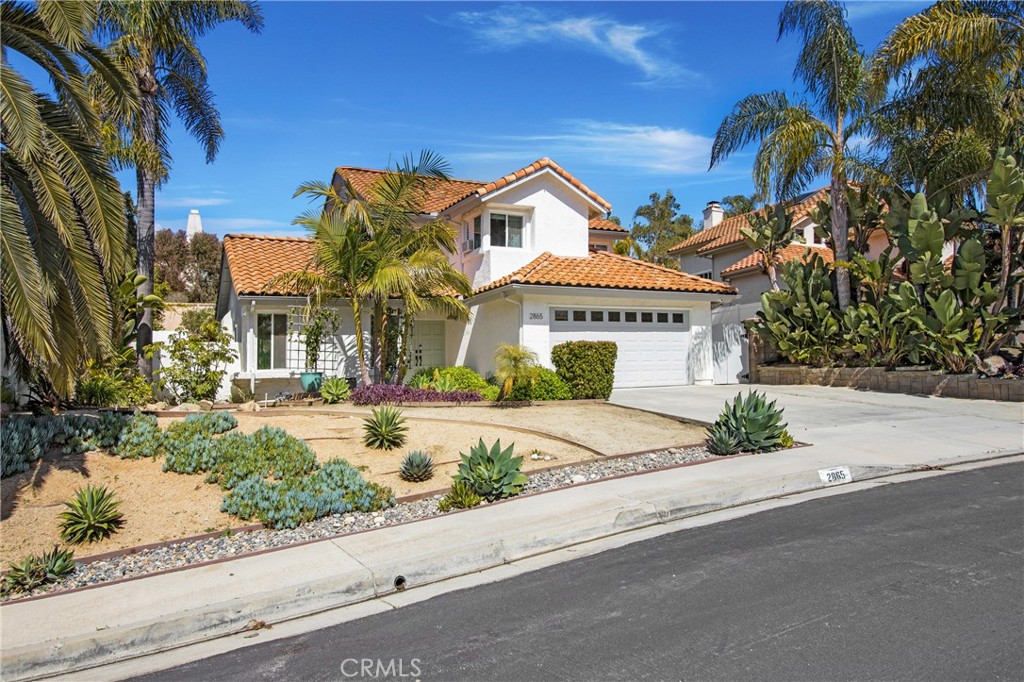 2865 Riachuelo San Clemente, CA 92673 - Photo 2 of 35 a front view of a house with garden