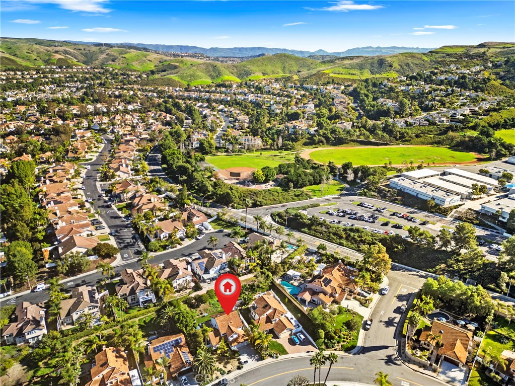 2865 Riachuelo San Clemente, CA 92673 - Photo 32 of 35 an aerial view of residential houses with outdoor space
