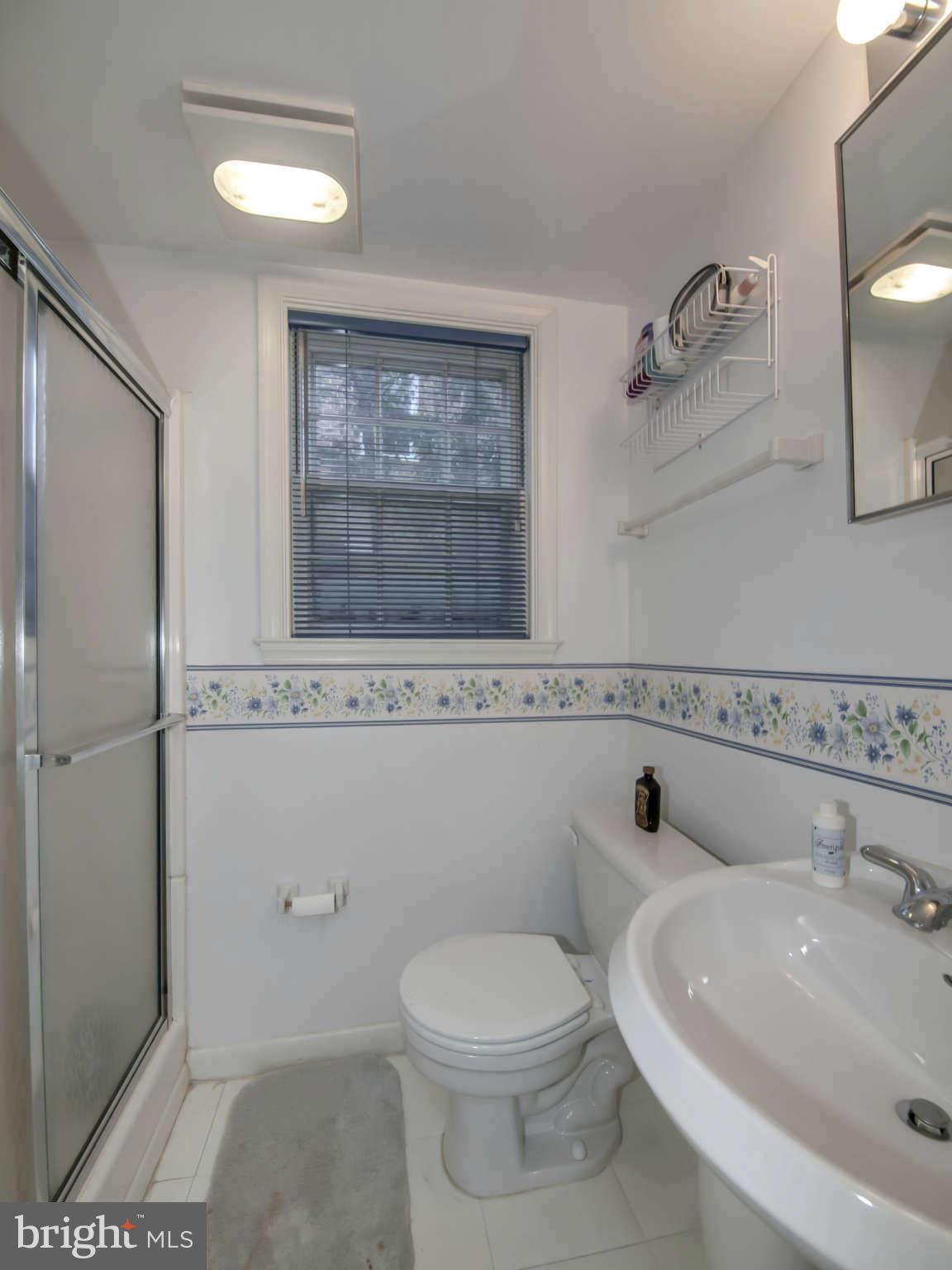 4505 Saul Road Kensington, MD 20895 - Photo 25 of 30 Bath