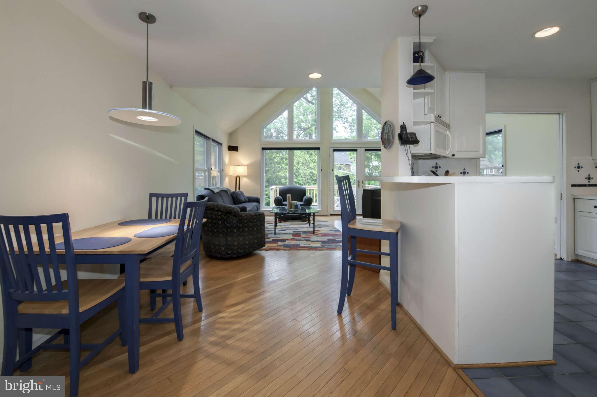 4505 Saul Road Kensington, MD 20895 - Photo 7 of 30 Interior (General)
