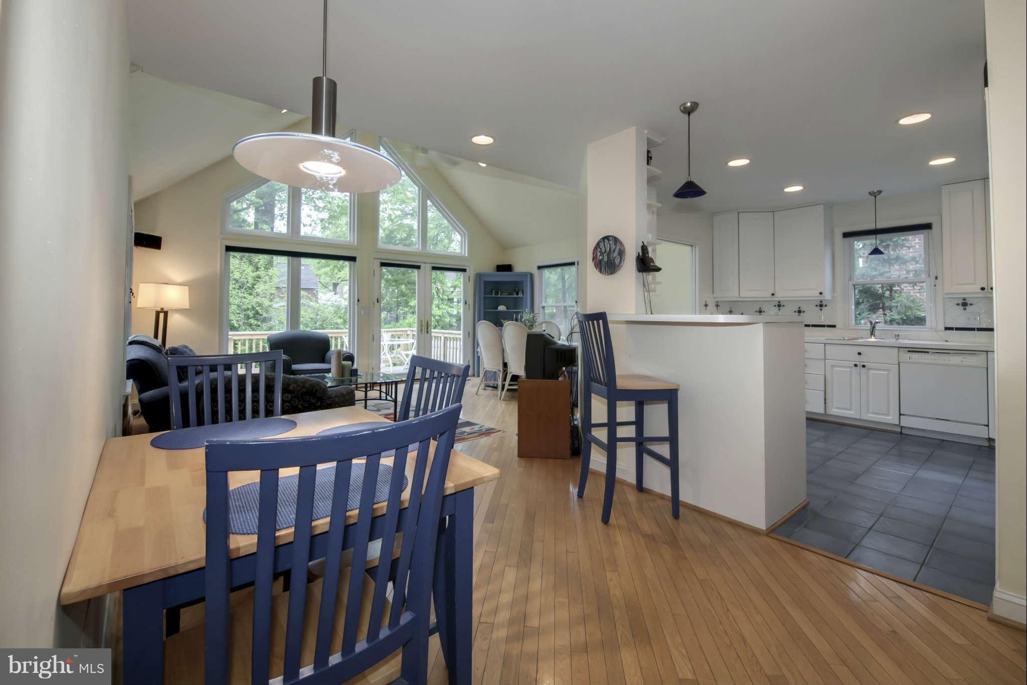 4505 Saul Road Kensington, MD 20895 - Photo 8 of 30 Interior (General)
