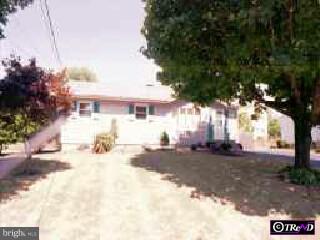 44 Running Brook Road Trenton, NJ 08638 - Photo 1 of 1 Gallery Image 1