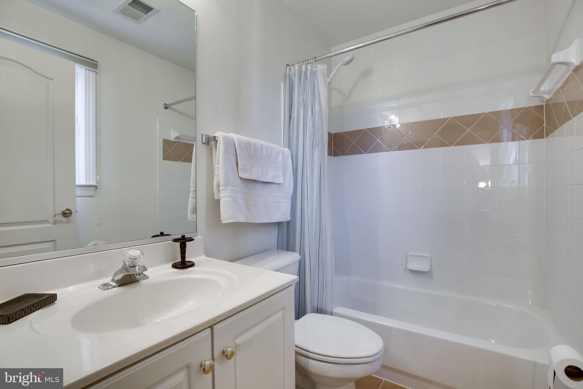 12110 North Walnut Branch Road Reston, VA 20194 - Photo 28 of 58 Bath