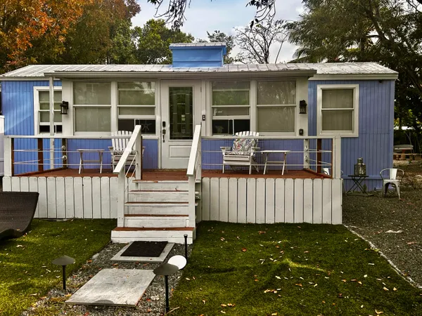 $3,500 | 803 Oceana Avenue, Key Largo, FL 33037