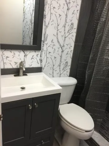 $130,000 | 208 Northeast Monroe Circle North, Unit 202C, St. Petersburg, FL 33702