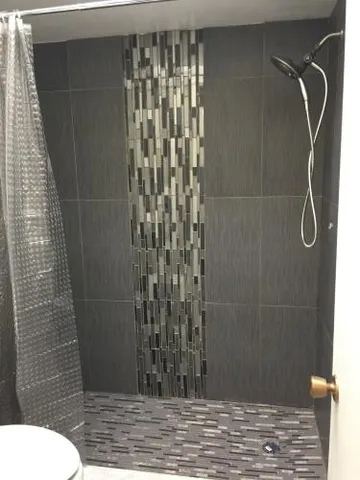 $130,000 | 208 Northeast Monroe Circle North, Unit 202C, St. Petersburg, FL 33702