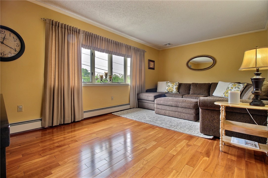 7 Thompson Avenue Westerly, RI 02891 - Photo 8 of 31 Gallery Image 8