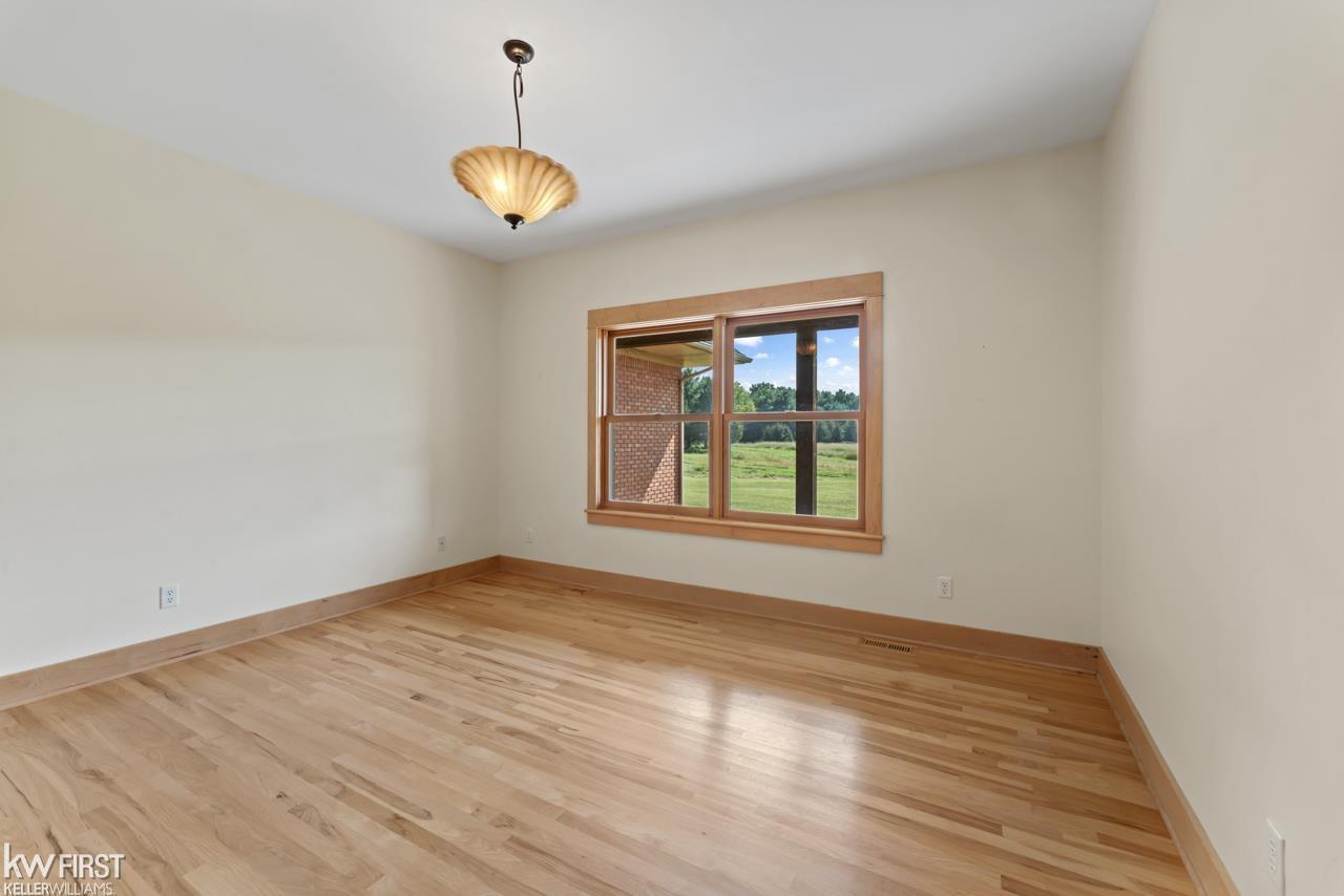 1063 Tinsman Road Fenton, MI 48430 - Photo 23 of 66