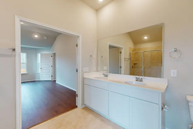 $384,990 | 9300 Furman Drive, Austin, TX 78747