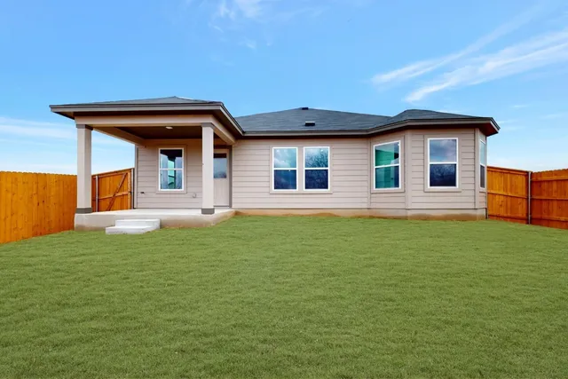 $384,990 | 9300 Furman Drive, Austin, TX 78747