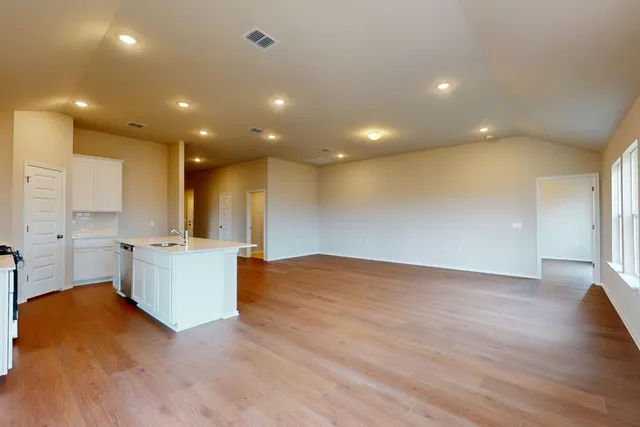 $384,990 | 9300 Furman Drive, Austin, TX 78747