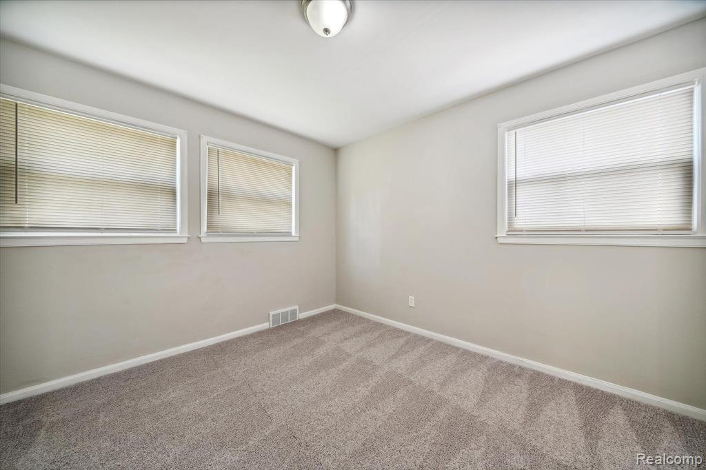 1085 Magnolia Drive Inkster, MI 48141 - Photo 11 of 19