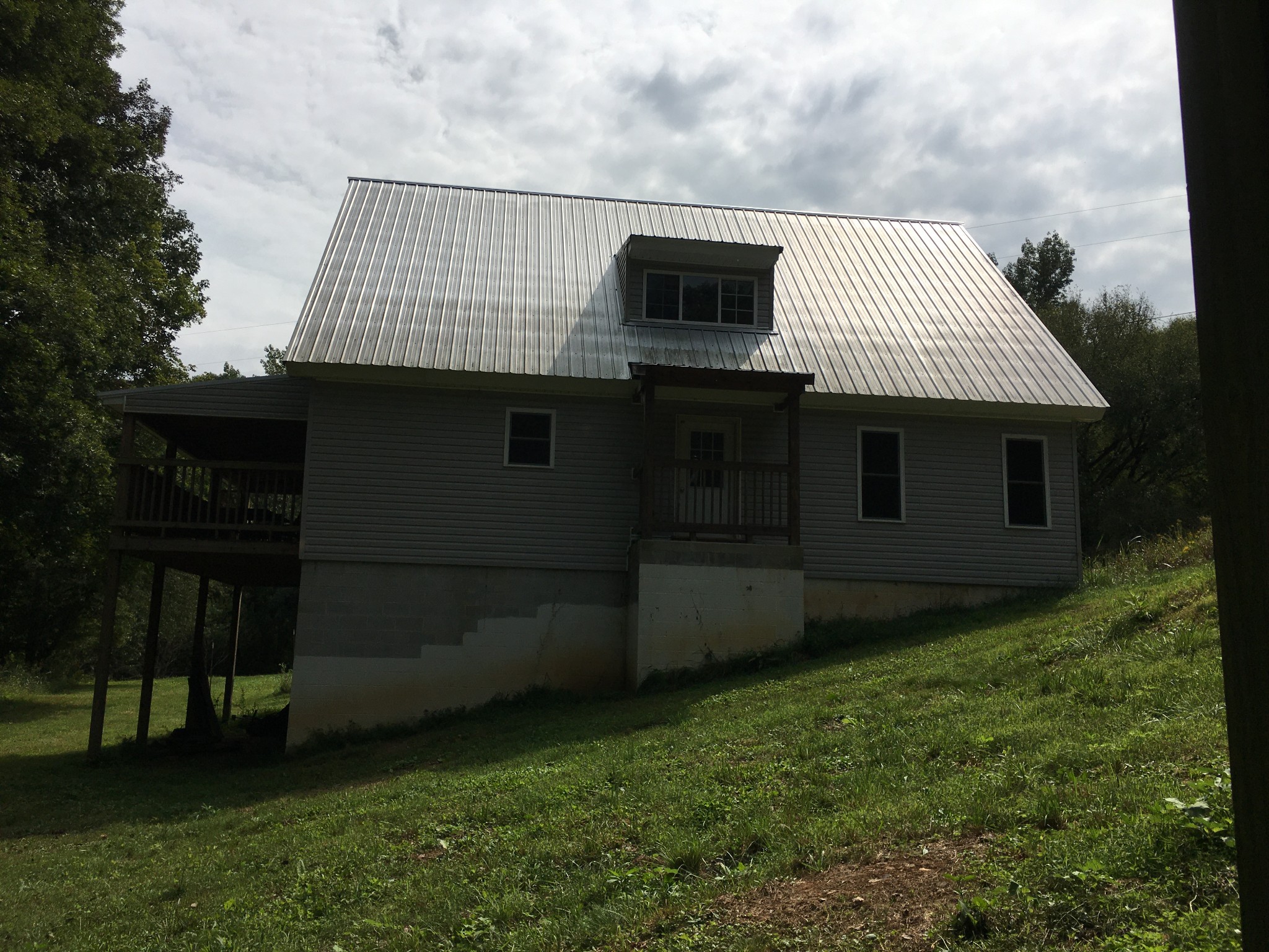 322 Neal Road Belvidere, TN 37306 - Photo 5 of 11 Gallery Image 5