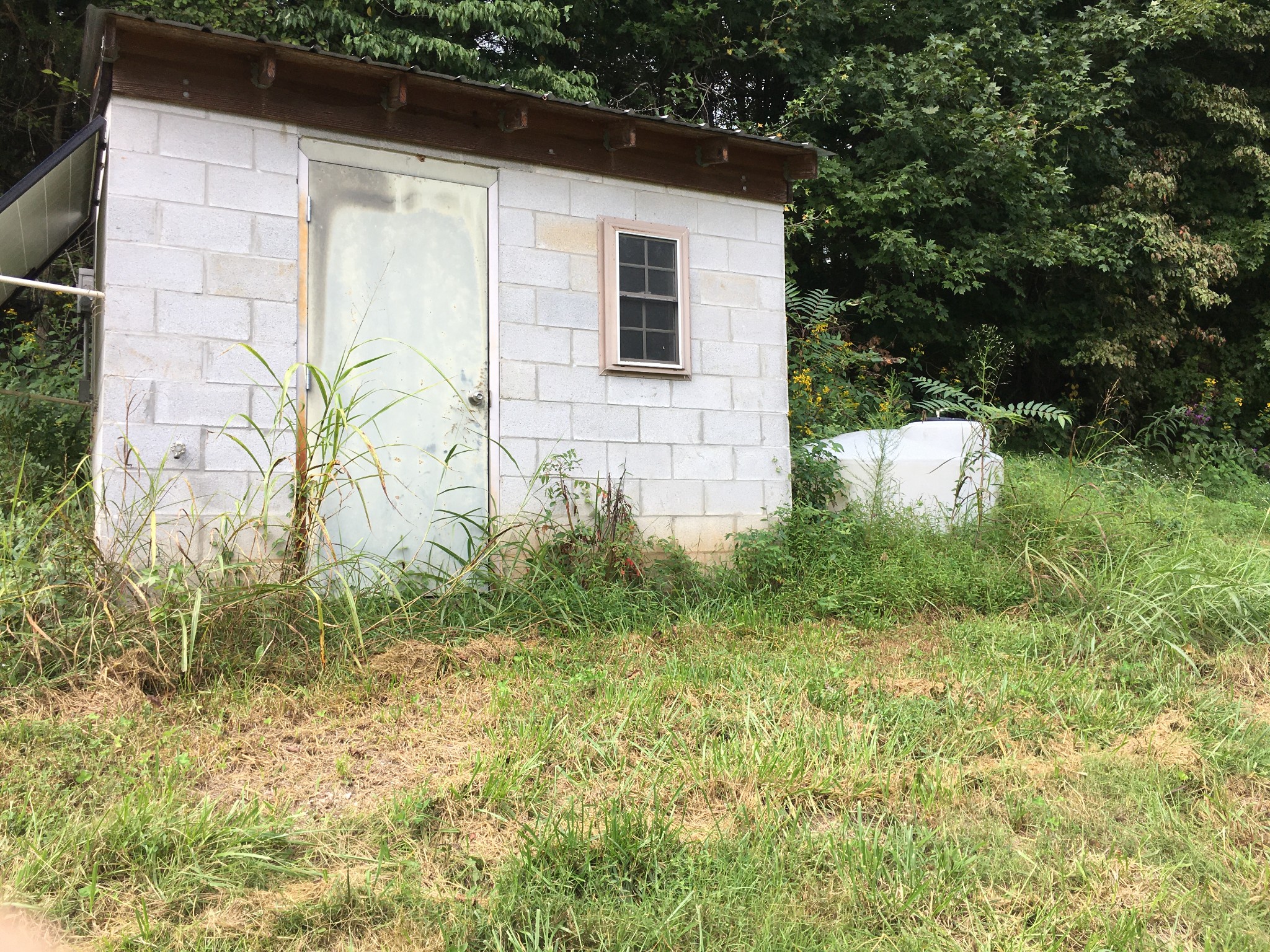 322 Neal Road Belvidere, TN 37306 - Photo 10 of 11 Gallery Image 10