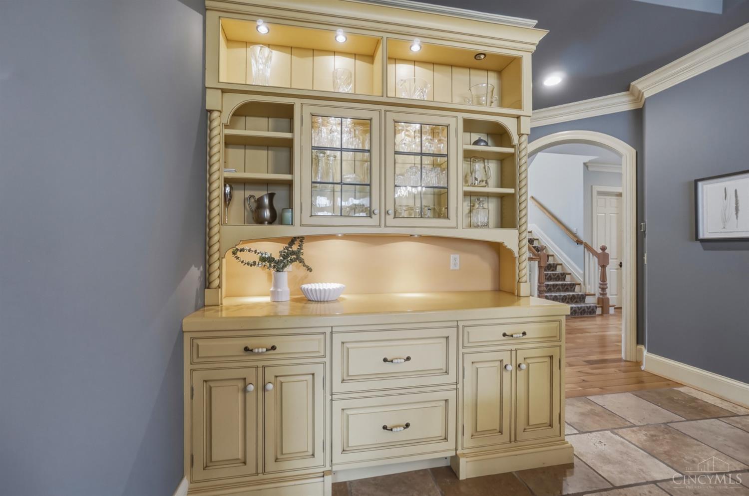 1054 Observatory Point Maineville, OH 45039 - Photo 17 of 82 Custom built in buffet. Perfect for serving or storage. Chilled beverage drawers in the middle.