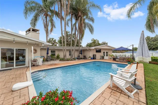 $849,000 | 1014 Southeast 13th Avenue, Ocala, FL 34471