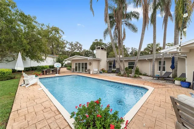 $849,000 | 1014 Southeast 13th Avenue, Ocala, FL 34471