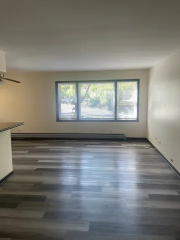 $1,695 | 7745 Adams Street, Unit 1S, Forest Park, IL 60130