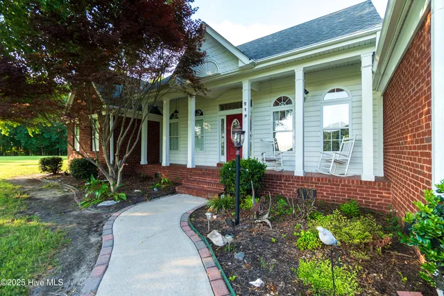 $520,000 | 219 Ambrose Lane, Moyock, NC 27958