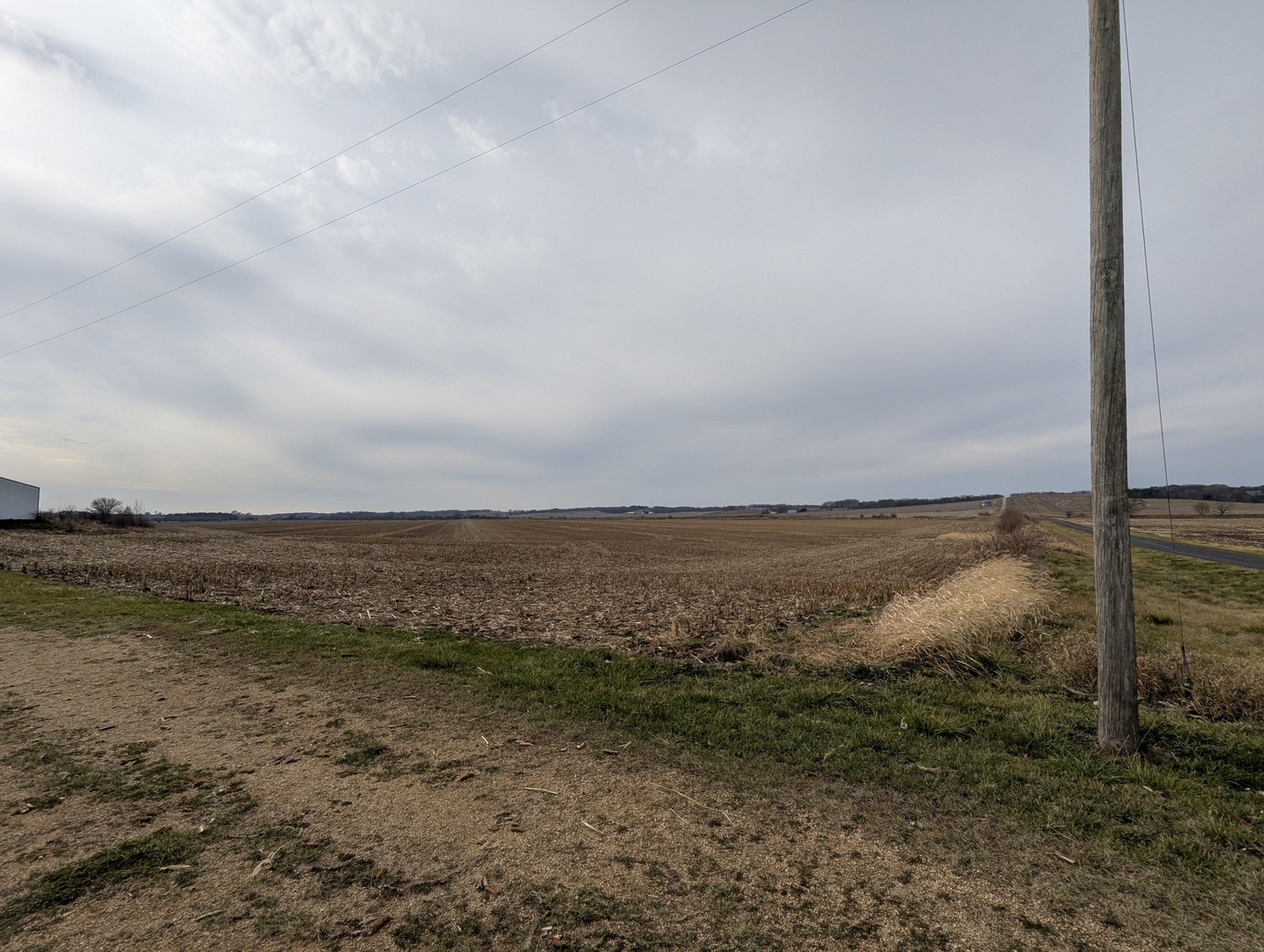23466 Fairhaven Road Chadwick, IL 61014 - Photo 5 of 5 a view of an ocean beach
