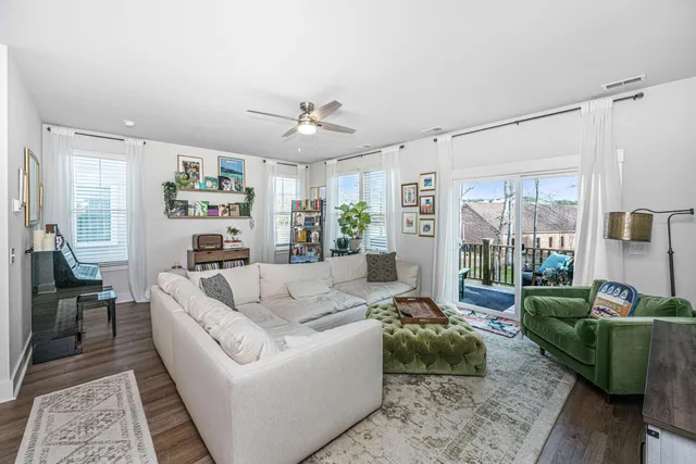 $475,000 | 1015 Pettiford Place, Hanahan, SC 29410