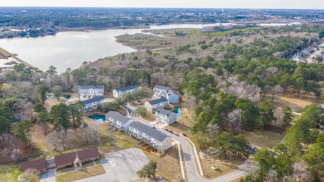 $475,000 | 1015 Pettiford Place, Hanahan, SC 29410