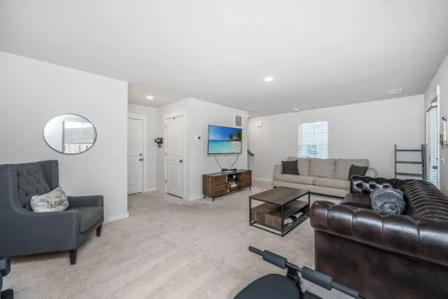 $475,000 | 1015 Pettiford Place, Hanahan, SC 29410