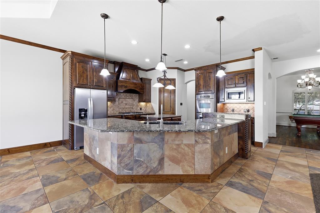 1453 Whitley Road Keller, TX 76248 - Photo 14 of 36