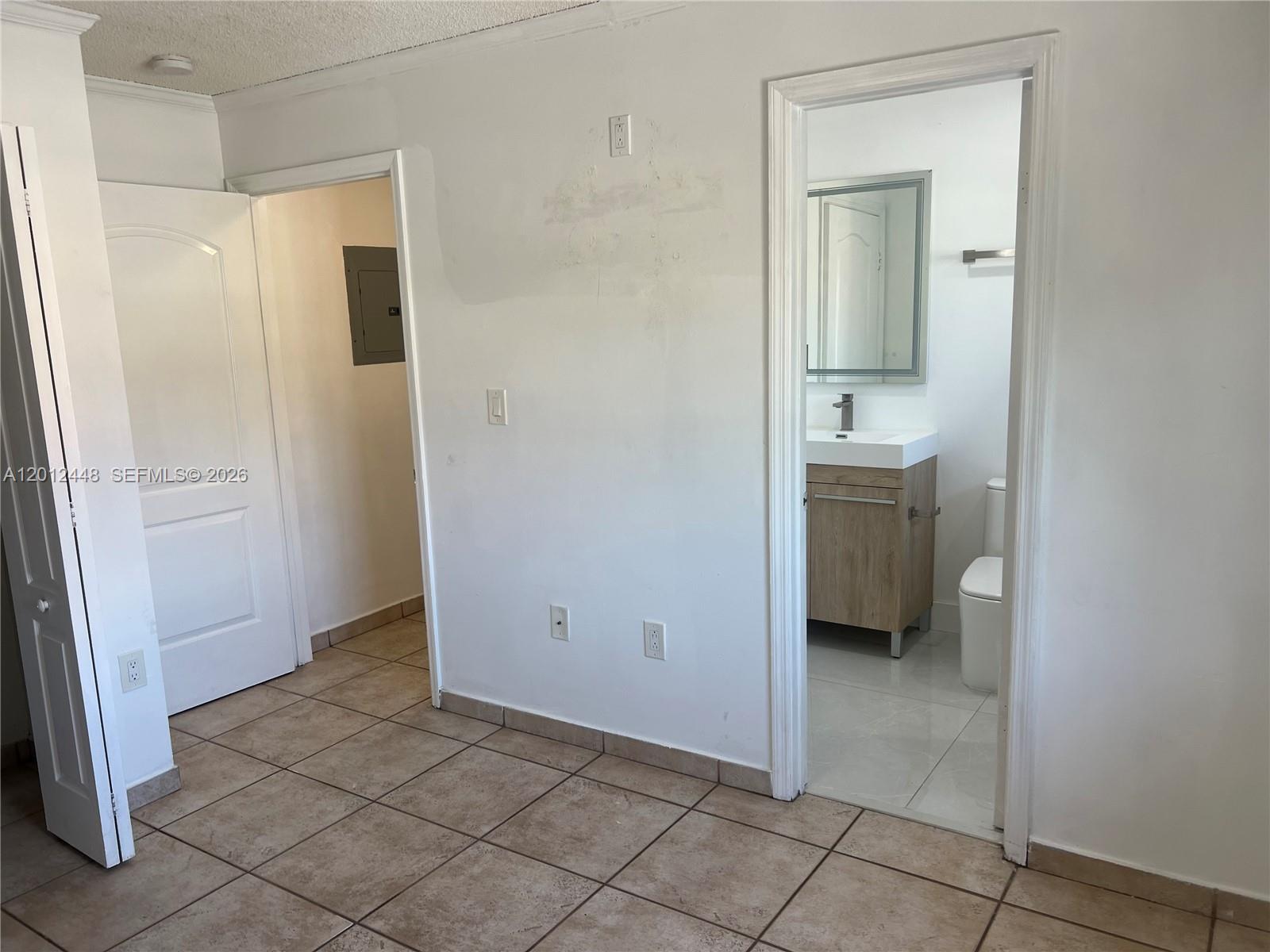 2425 West 76th Street, Unit 207 Hialeah, FL 33016 - Photo 17 of 35