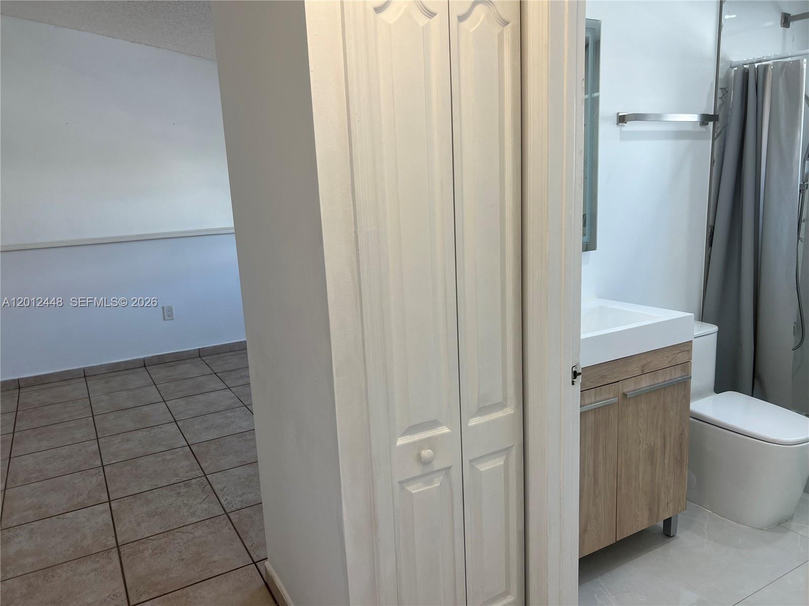 2425 West 76th Street, Unit 207 Hialeah, FL 33016 - Photo 20 of 35