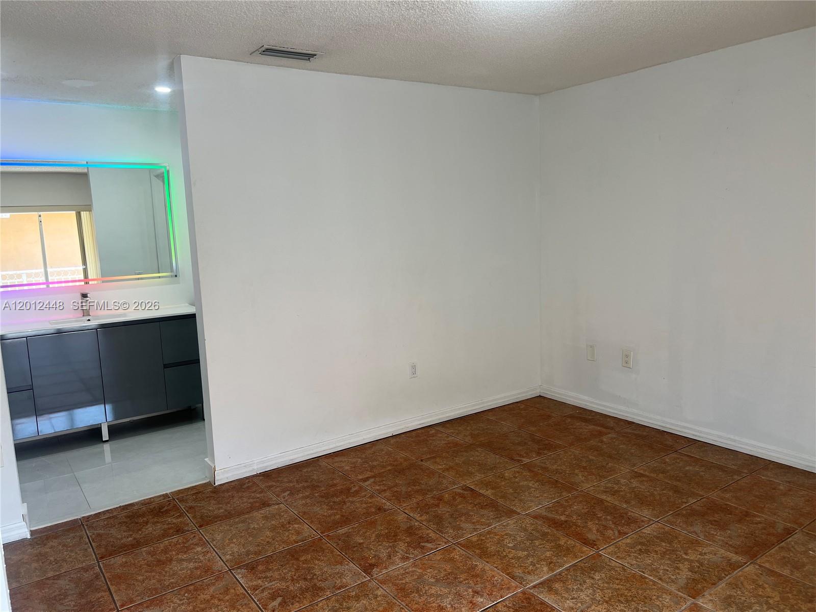 2425 West 76th Street, Unit 207 Hialeah, FL 33016 - Photo 25 of 35
