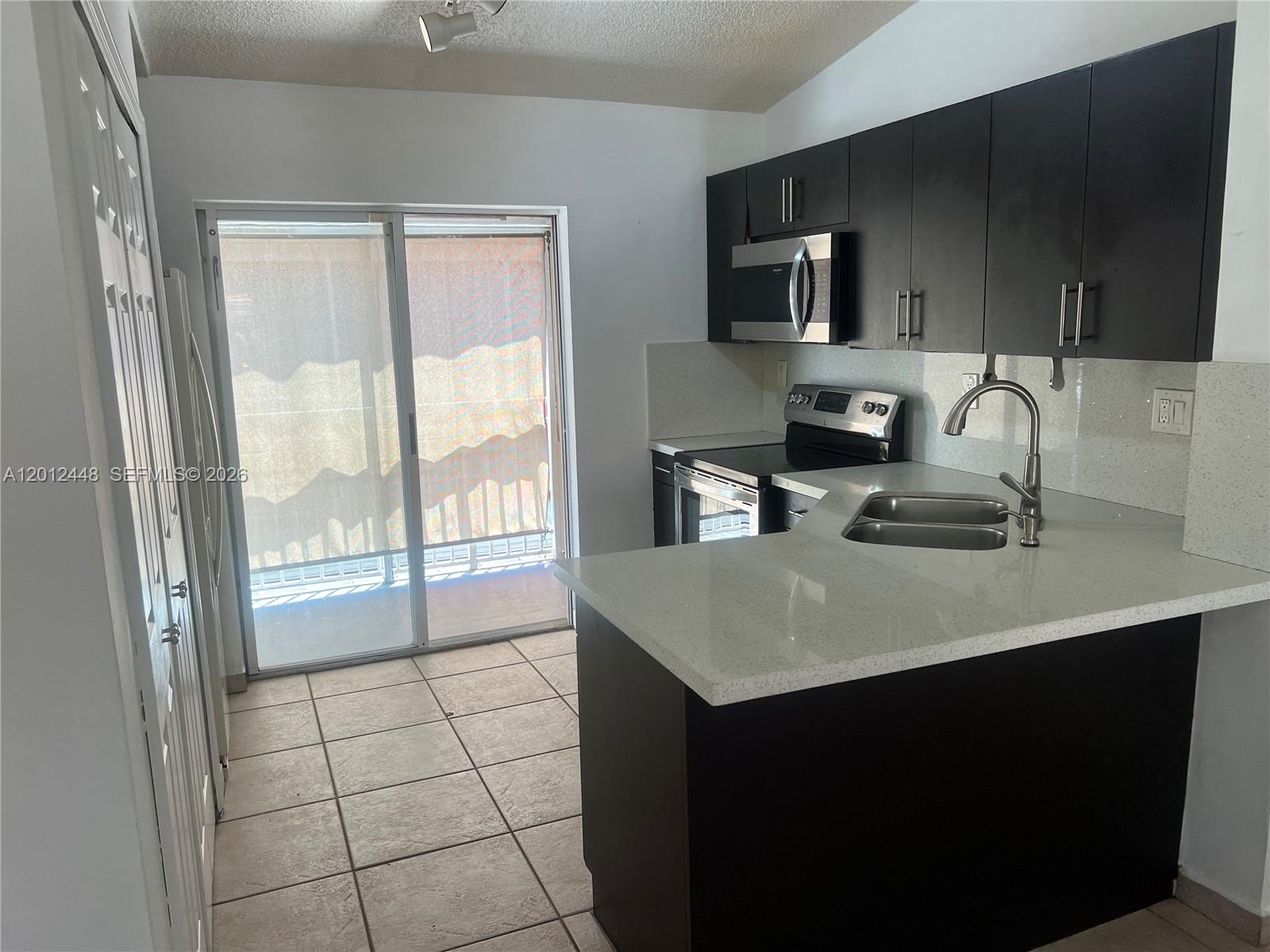 2425 West 76th Street, Unit 207 Hialeah, FL 33016 - Photo 6 of 35