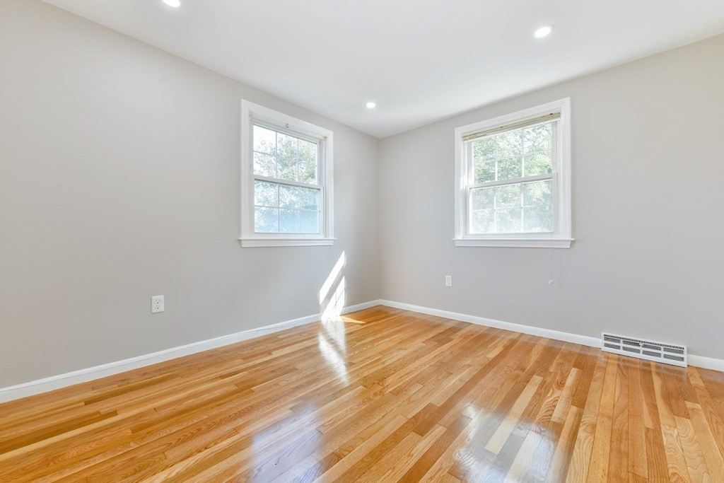 80 Hooper Road, Unit 80 Dedham, MA 02026 - Photo 12 of 25 Gallery Image 12