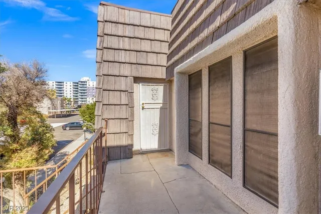 $1,250 | 3925 Cambridge Street, Unit 3, Las Vegas, NV 89119