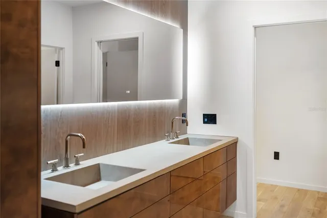 a view of a backyard of the house