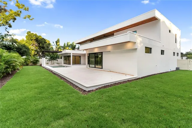 $4,599,999 | 1759 Waldemere Street, Sarasota, FL 34239