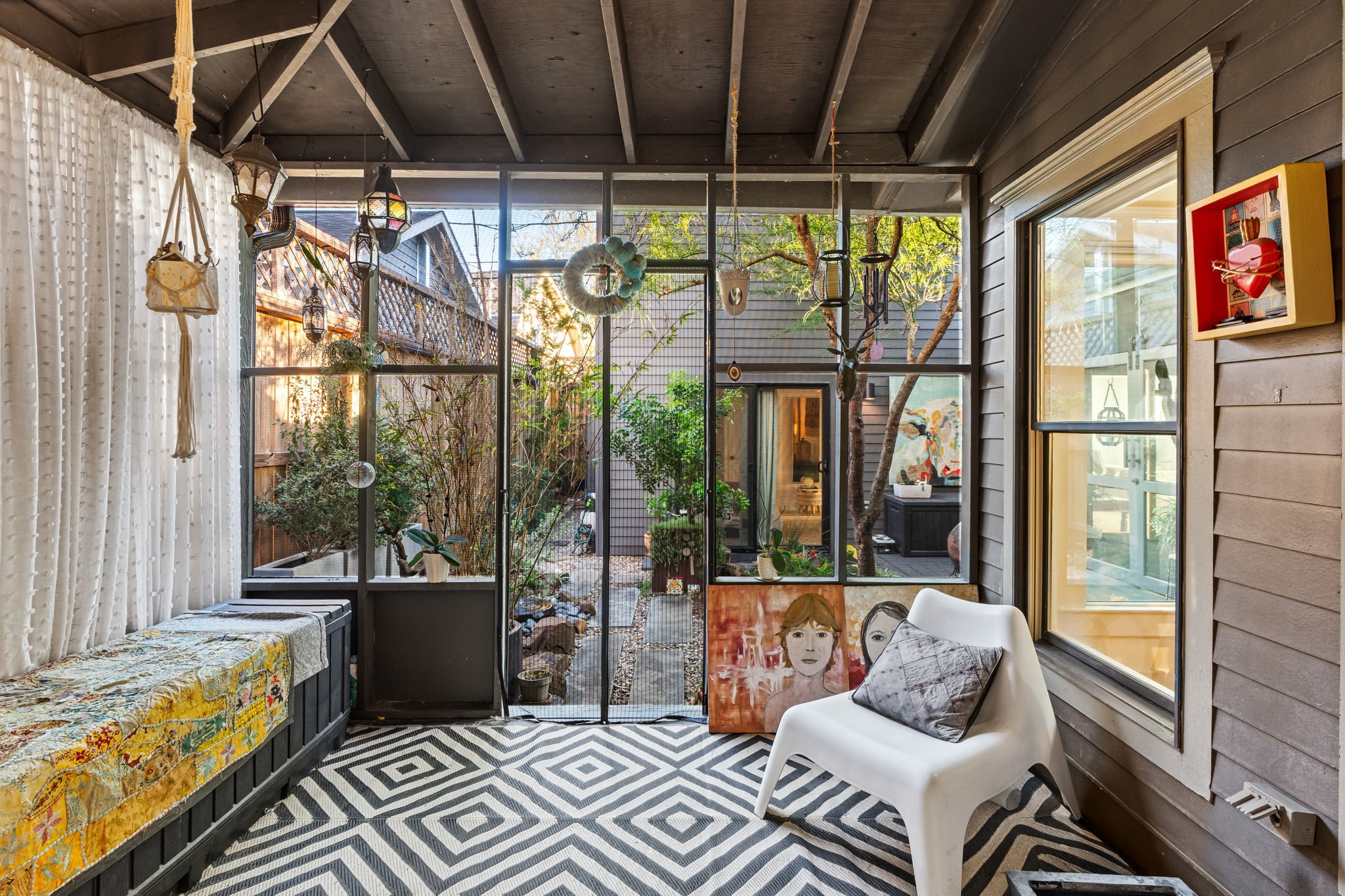 802 Ralfallen Street Houston, TX 77008 - Photo 11 of 47