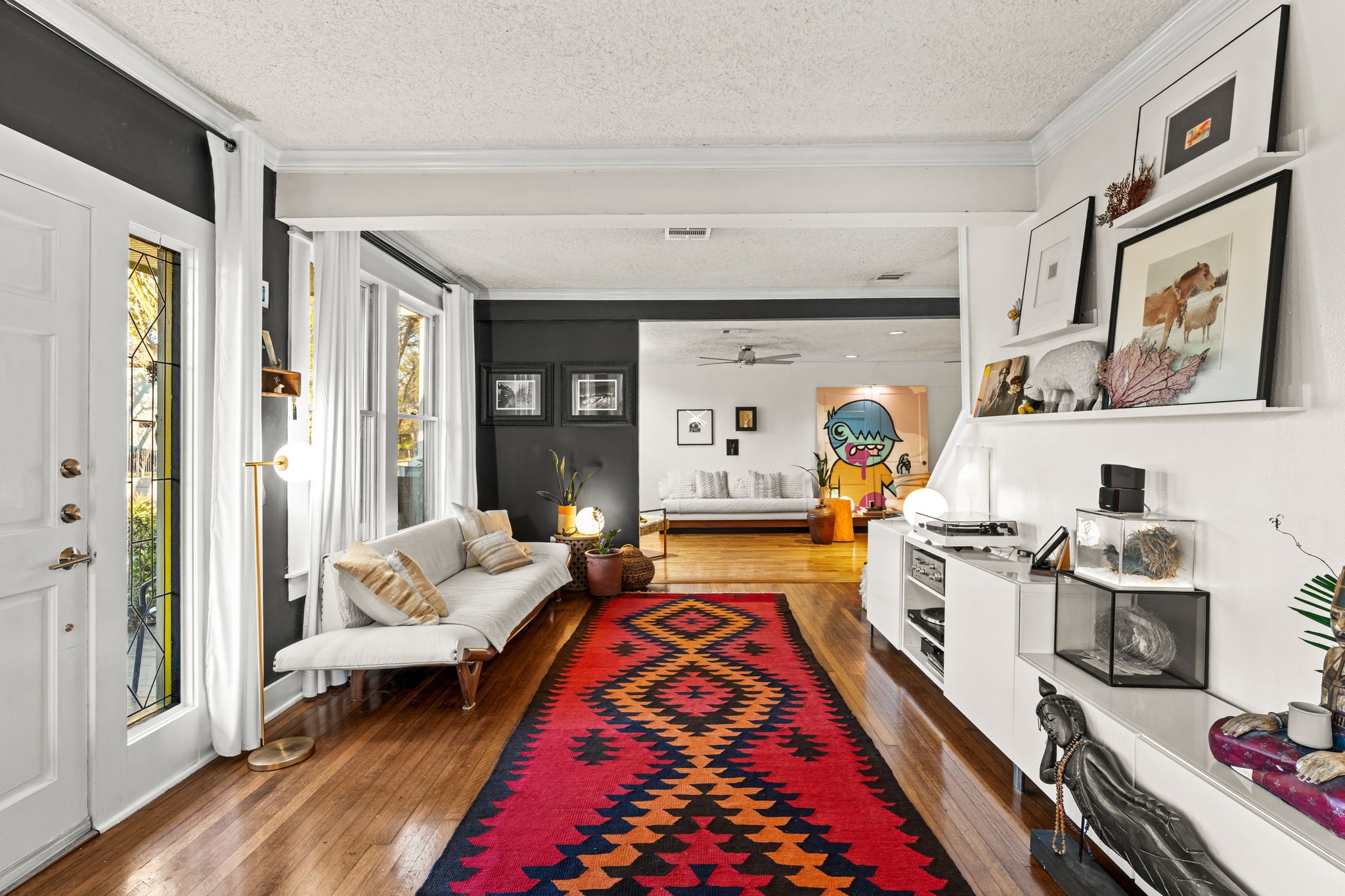 802 Ralfallen Street Houston, TX 77008 - Photo 3 of 45 a very nice looking living room with furniture and a rug