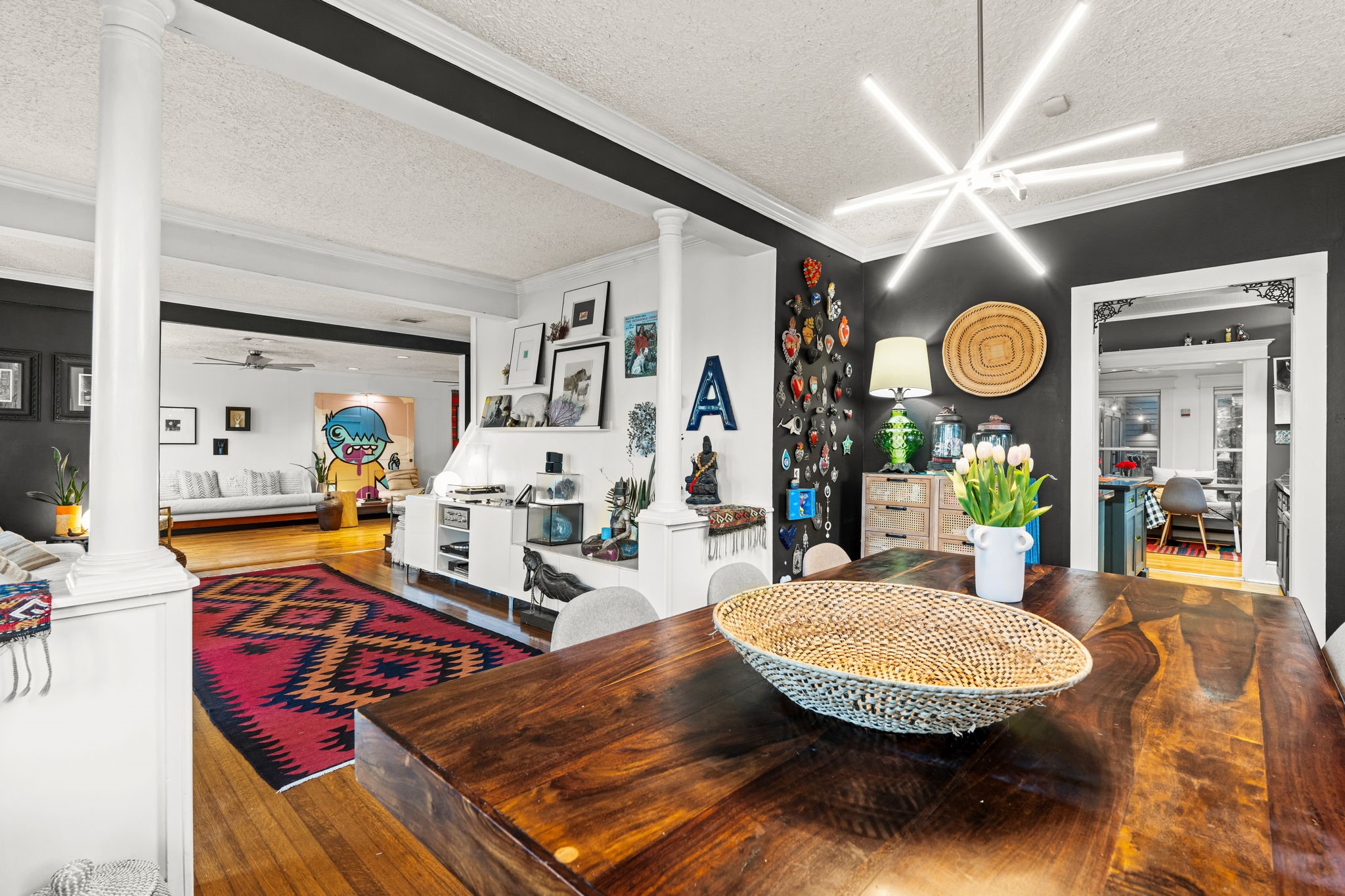 802 Ralfallen Street Houston, TX 77008 - Photo 6 of 45 a living room with furniture and a large window