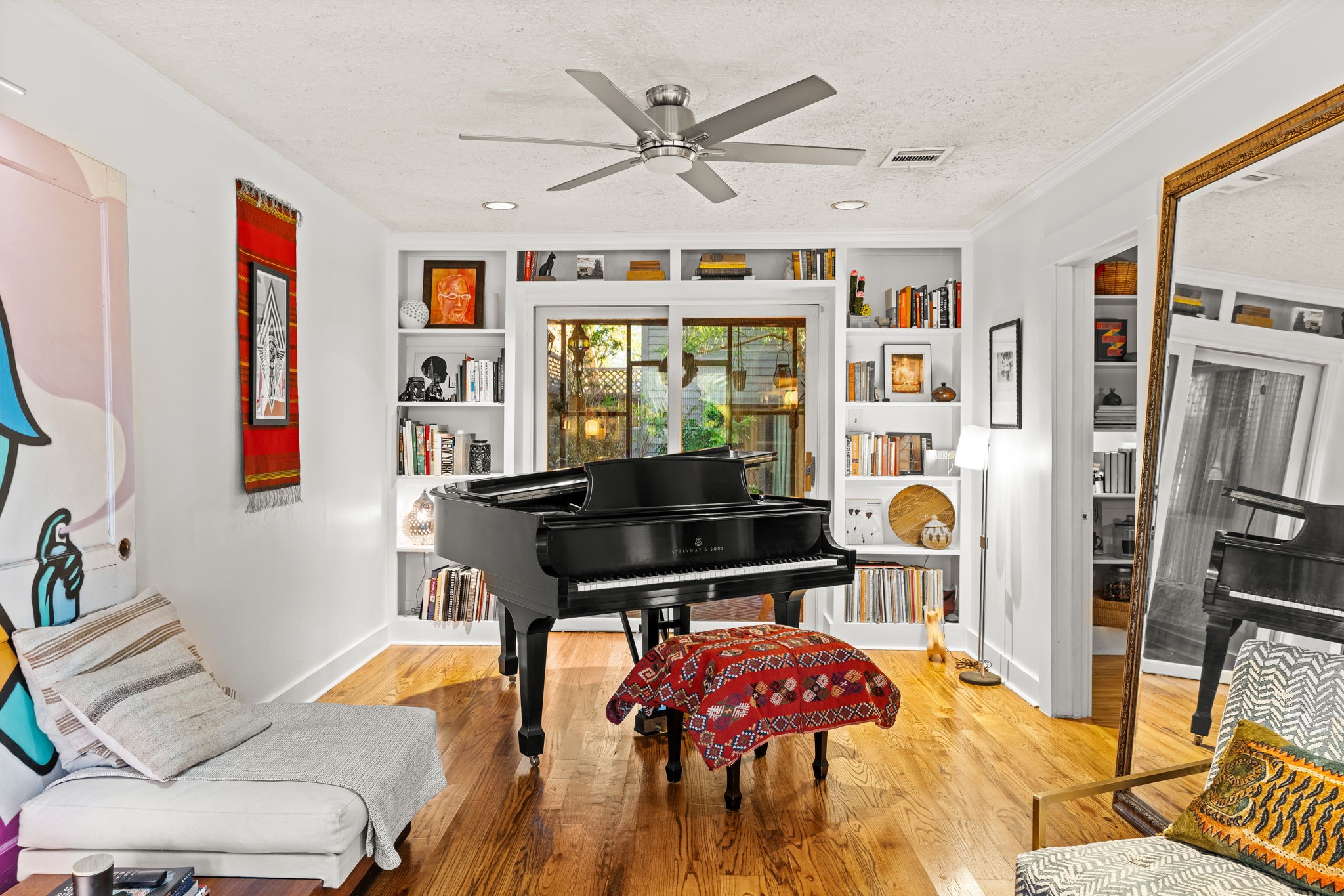 802 Ralfallen Street Houston, TX 77008 - Photo 10 of 47