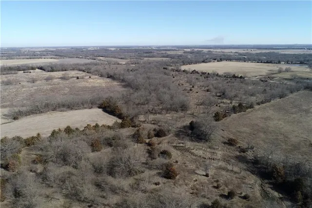 $1,027,700 | 0 South 90th Street, Girard, KS 66743