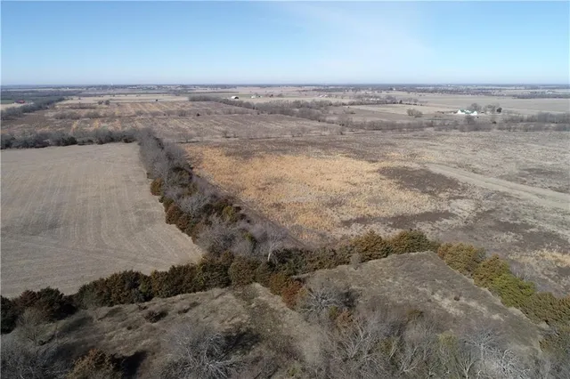 $1,027,700 | 0 South 90th Street, Girard, KS 66743