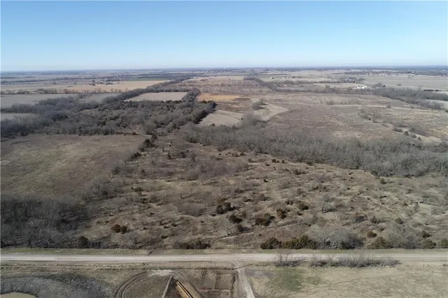 $1,027,700 | 0 South 90th Street, Girard, KS 66743