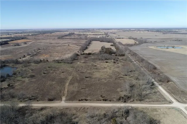 $1,027,700 | 0 South 90th Street, Girard, KS 66743