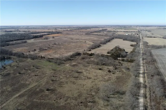 $1,027,700 | 0 South 90th Street, Girard, KS 66743