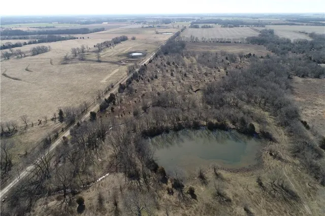 $1,027,700 | 0 South 90th Street, Girard, KS 66743