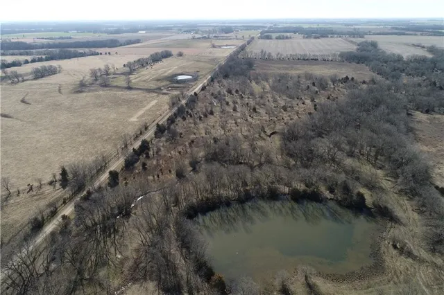 $1,027,700 | 0 South 90th Street, Girard, KS 66743